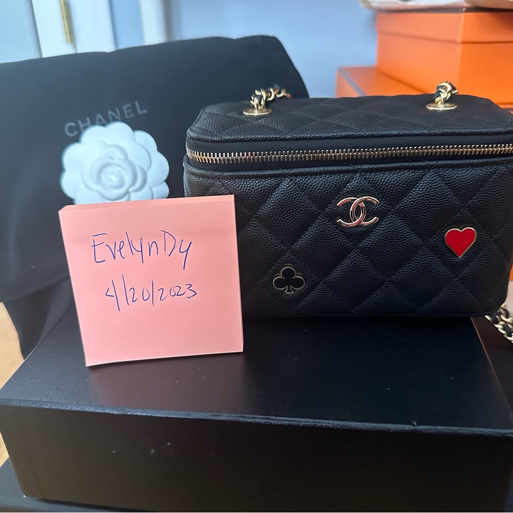 BNIB VANITY Casino